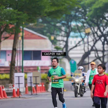 Runner Photo 8555802
