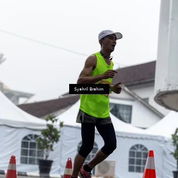 Runner Photo 8555806