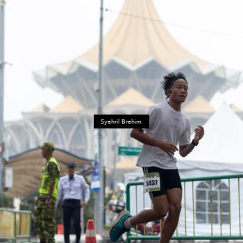Runner Photo 8555814