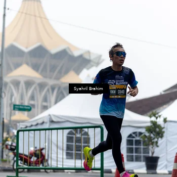 Runner Photo 8555815