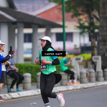 Runner Photo 8555840