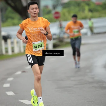 Runner Photo 8555842