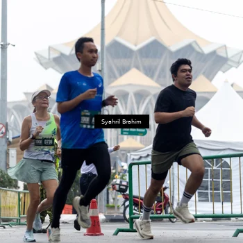 Runner Photo 8555847