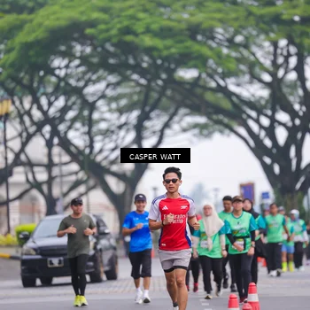 Runner Photo 8555871