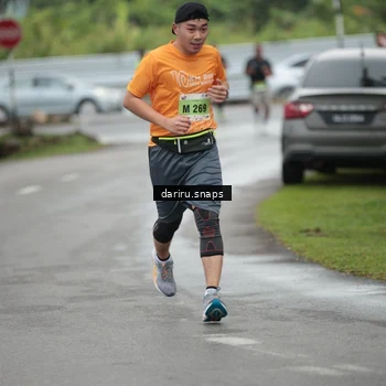 Runner Photo 8555907