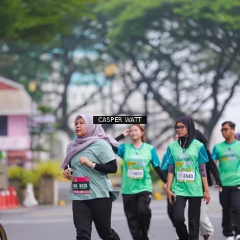 Runner Photo 8555908