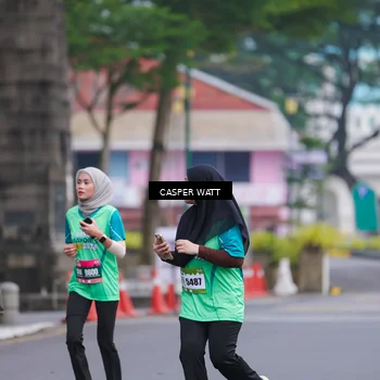 Runner Photo 8555916