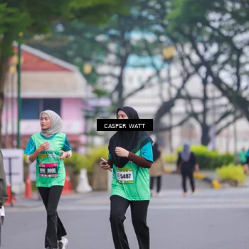 Runner Photo 8555931