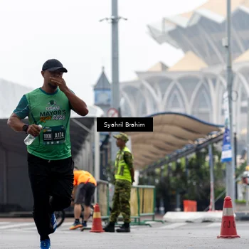 Runner Photo 8555932