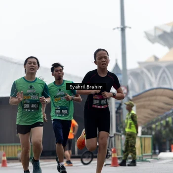 Runner Photo 8555942