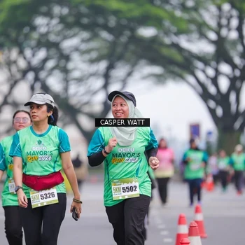 Runner Photo 8555943