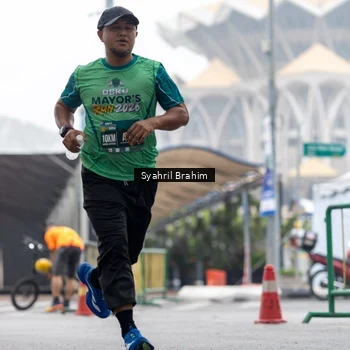 Runner Photo 8555951