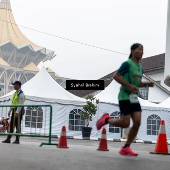 Runner Photo 8555991