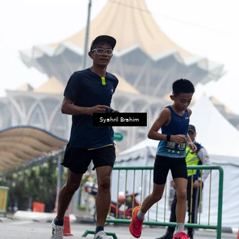 Runner Photo 8555996