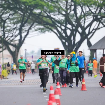 Runner Photo 8556000