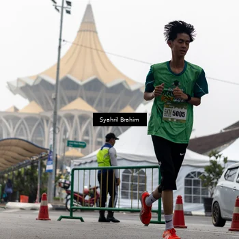 Runner Photo 8556021