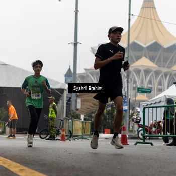 Runner Photo 8556024