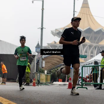 Runner Photo 8556028