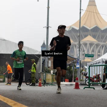 Runner Photo 8556029