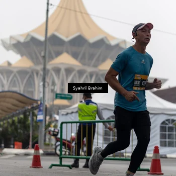 Runner Photo 8556085