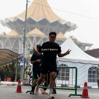 Runner Photo 8556102