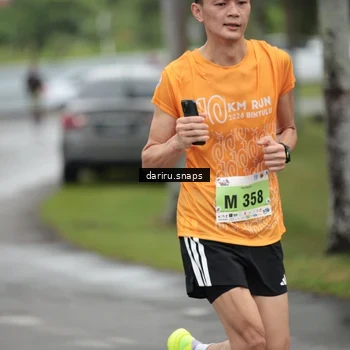 Runner Photo 8556134