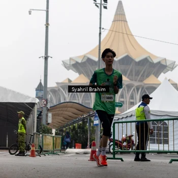 Runner Photo 8556168