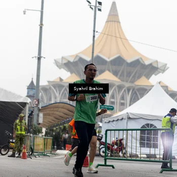 Runner Photo 8556195