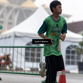 Runner Photo 8556248