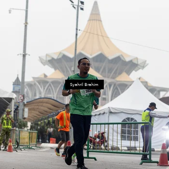 Runner Photo 8556270