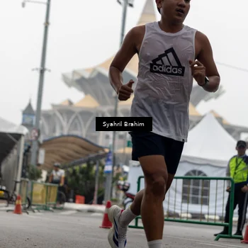 Runner Photo 8556283