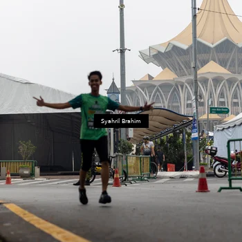 Runner Photo 8556290