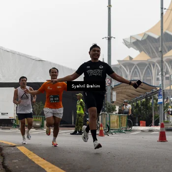 Runner Photo 8556298