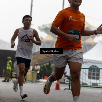 Runner Photo 8556302