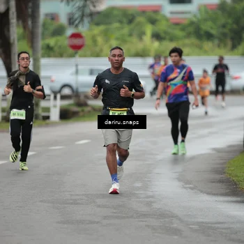 Runner Photo 8556309