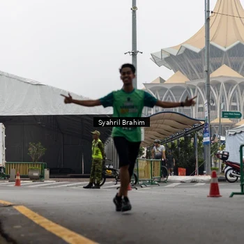 Runner Photo 8556310