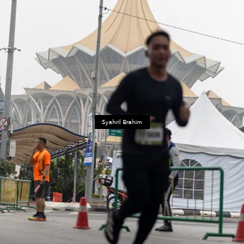 Runner Photo 8556318