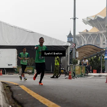 Runner Photo 8556326
