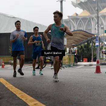Runner Photo 8556359