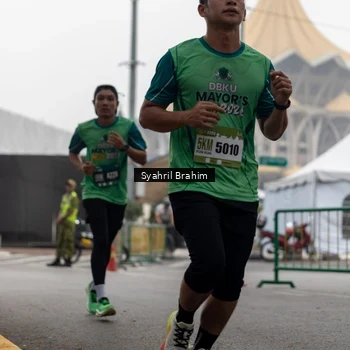 Runner Photo 8556385