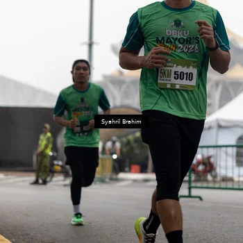 Runner Photo 8556396