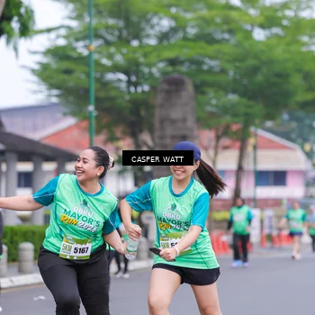Runner Photo 8556413