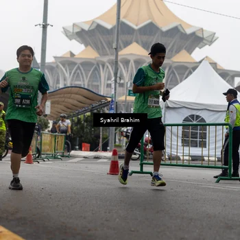 Runner Photo 8556419