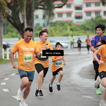 Runner Photo 8556425