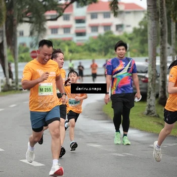 Runner Photo 8556442