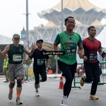 Runner Photo 8556465