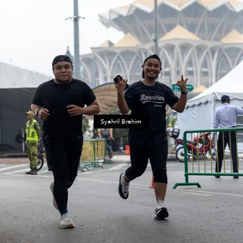 Runner Photo 8556493
