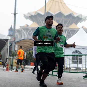 Runner Photo 8556610