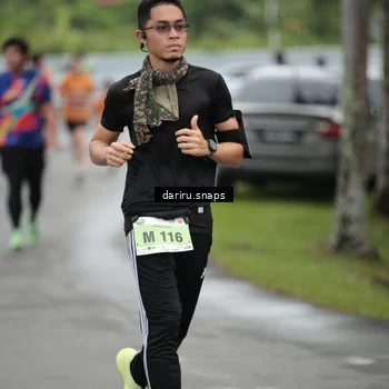 Runner Photo 8556616