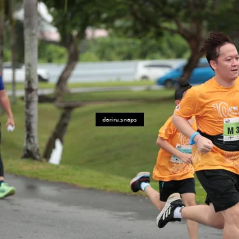 Runner Photo 8556650
